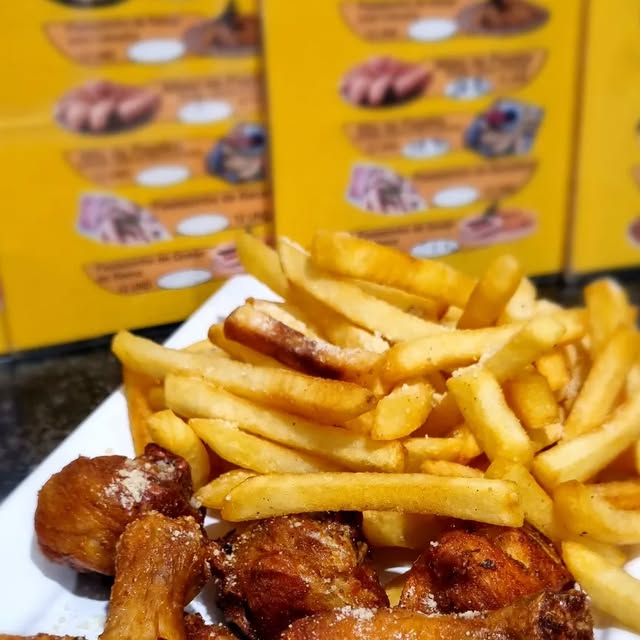 Frango crocante com batata frita